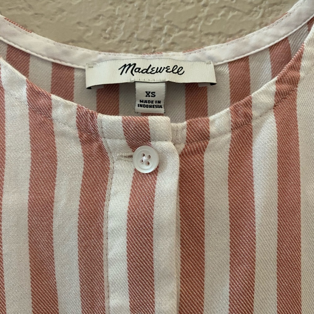 MadeWell blouse - Picture 3 of 4
